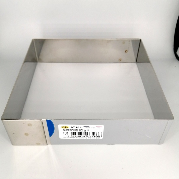 Carr� en inox 18 cm