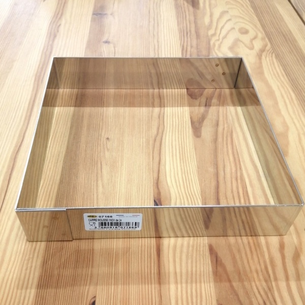 Carr� en inox 24 cm