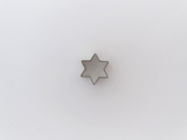 emporte pi�ce �toile 6 branches 1,6 cm mini