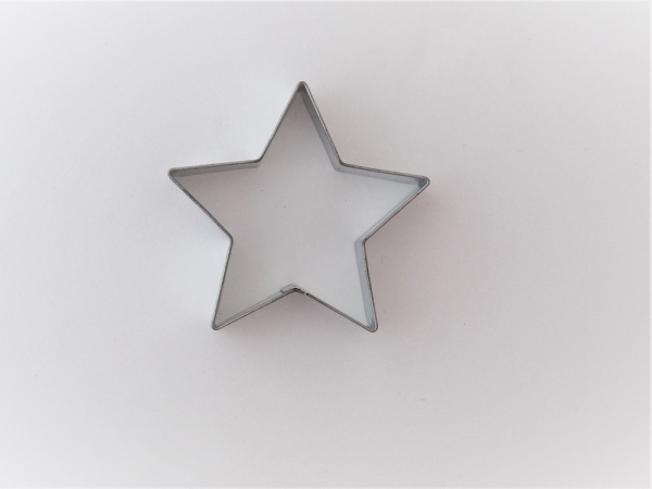 emporte pi�ce �toile 6 cm